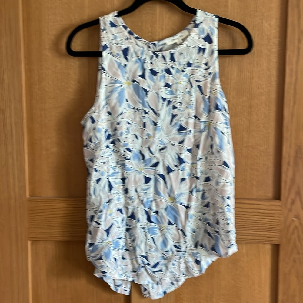 NWT Button Back Blouse